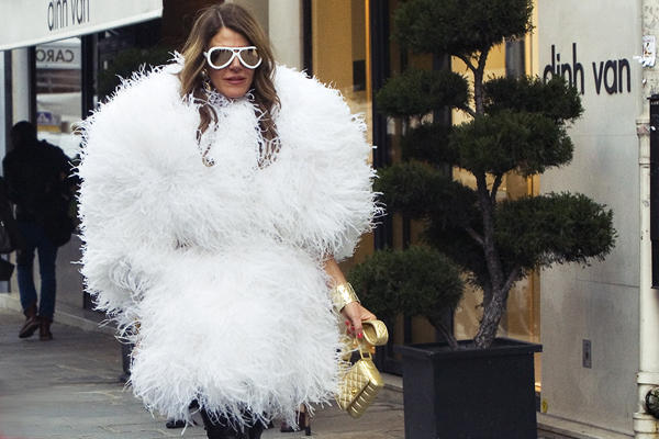 anna dello russo - moda-sciovolene di stile buccia di banana - non si dice piacere- buon gusto - blog