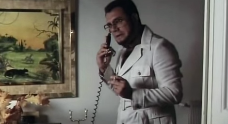 Carlo_Verdone_Bianco_Rosso_e_Verdone__1981_ bianco rosso verdone- telefono-richiamare-bon-ton-galateo-richiamre-segreteria-telefonica-non-si-dice-piacere