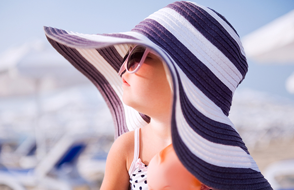 bambini bon ton spiaggia genitori-buone maniere