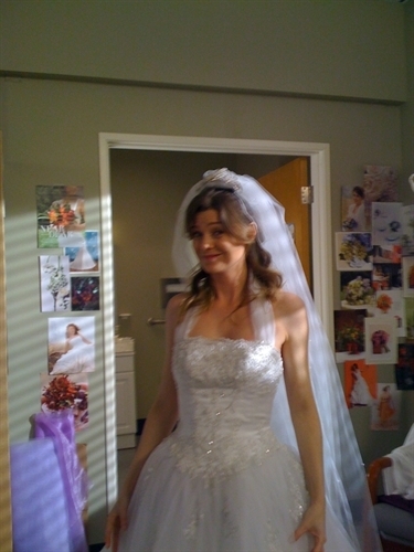 Izzie-Wedding-Photos-greys-anatomy-scelta vestito sposa